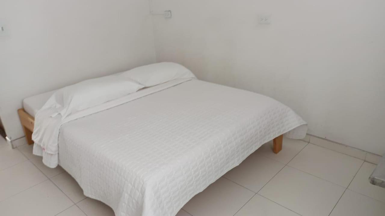 טונחה Hotel Mi Gloria מראה חיצוני תמונה