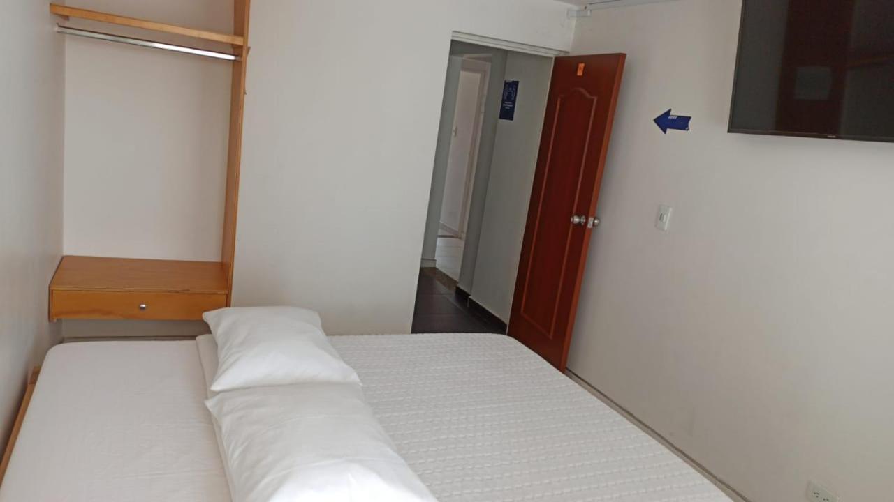 טונחה Hotel Mi Gloria מראה חיצוני תמונה