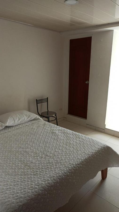 טונחה Hotel Mi Gloria מראה חיצוני תמונה