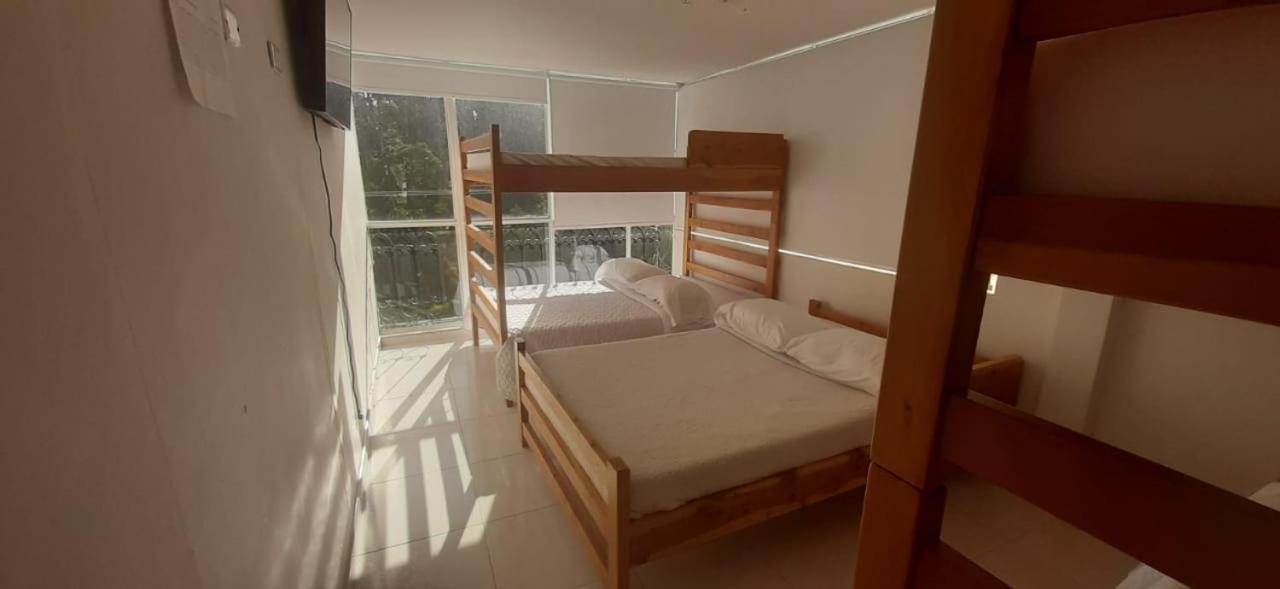 טונחה Hotel Mi Gloria מראה חיצוני תמונה