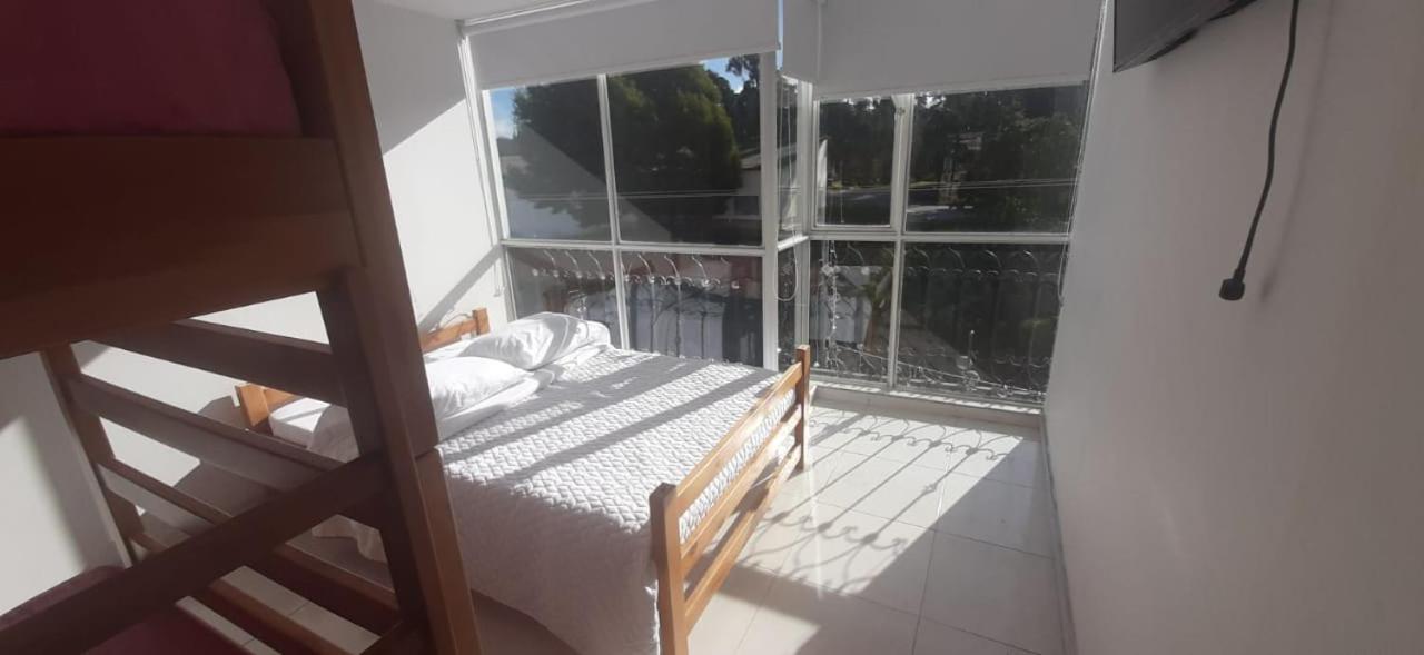 טונחה Hotel Mi Gloria מראה חיצוני תמונה