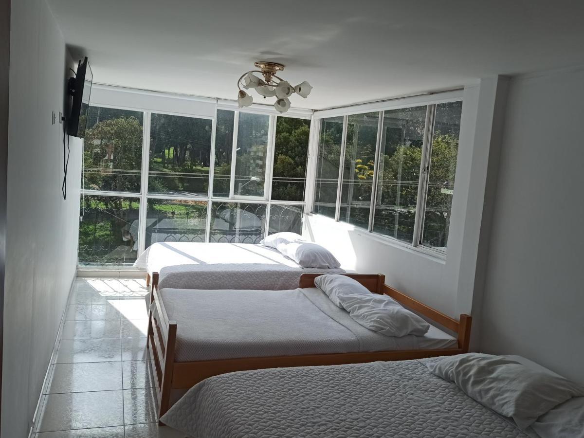 טונחה Hotel Mi Gloria מראה חיצוני תמונה